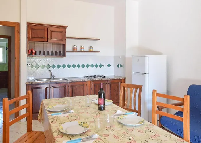 1 Bedroom Pet Friendly In Holiday home Orosei