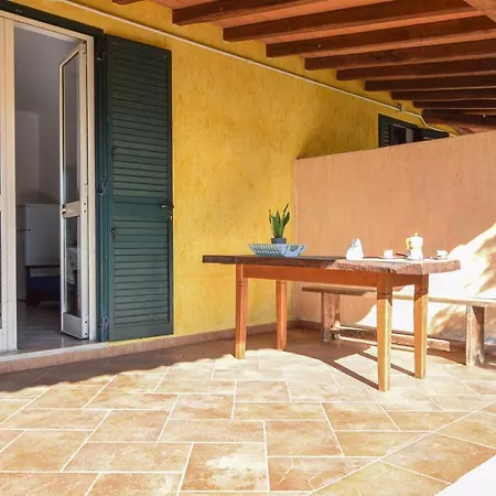 1 Bedroom Pet Friendly In *